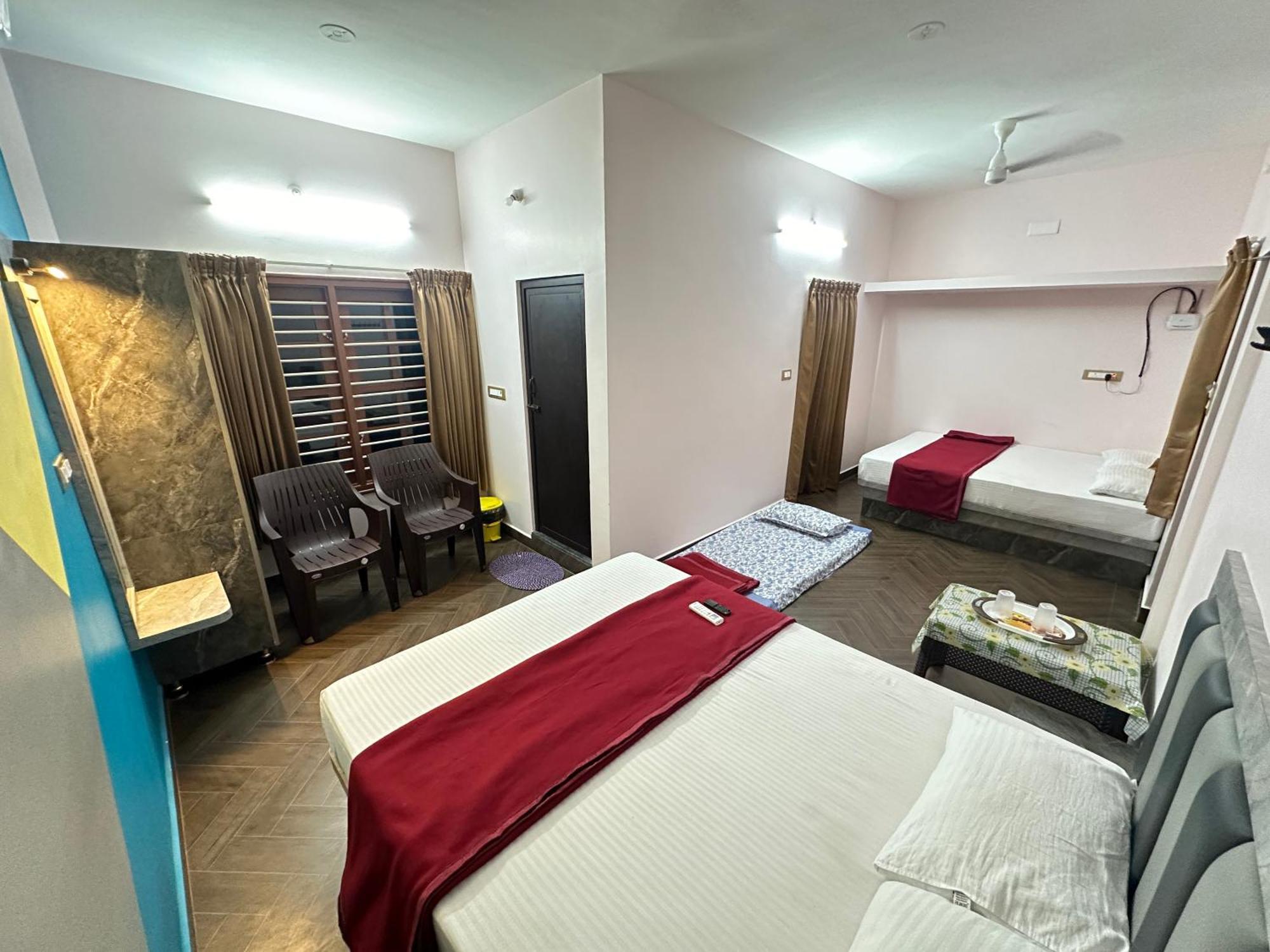 Om Lingeswaran Home Stay Tiruvannāmalai Eksteriør billede